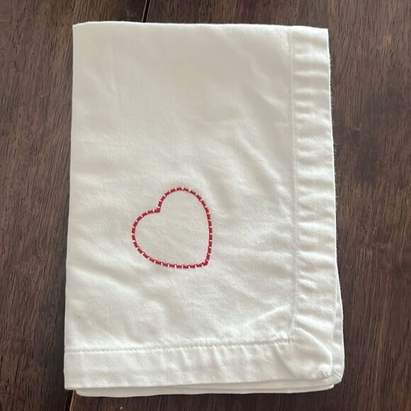 White Upcycled Square Napkins with Border Custom Home Heart Embroidery Set of 4 - Picture 2 of 4